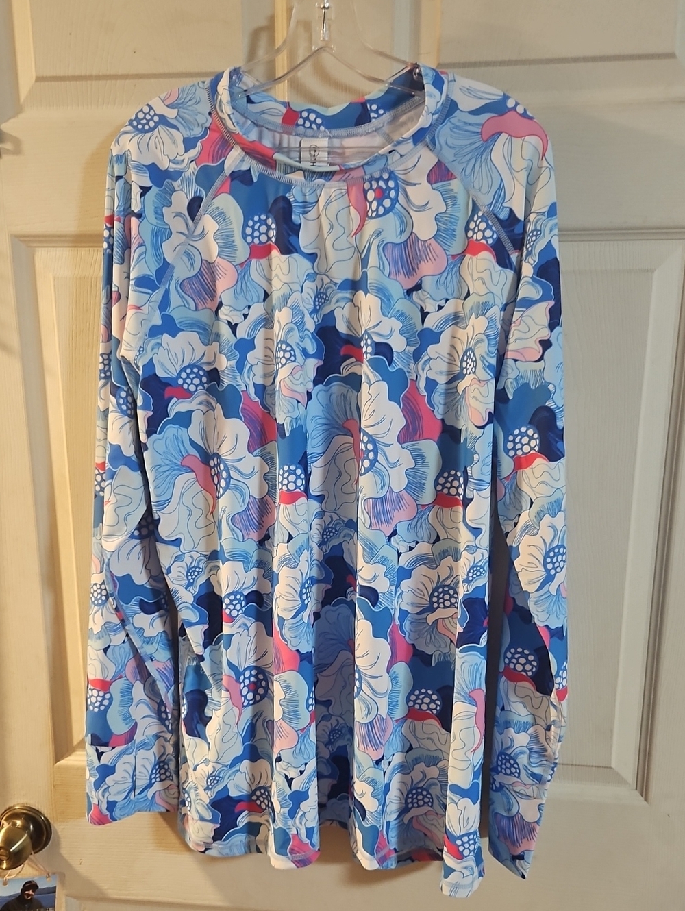 HALCURT TROPICAL FLORAL RASHGUARD: BLUE/WHITE: NEW WITH TAGS: SIZE 3X